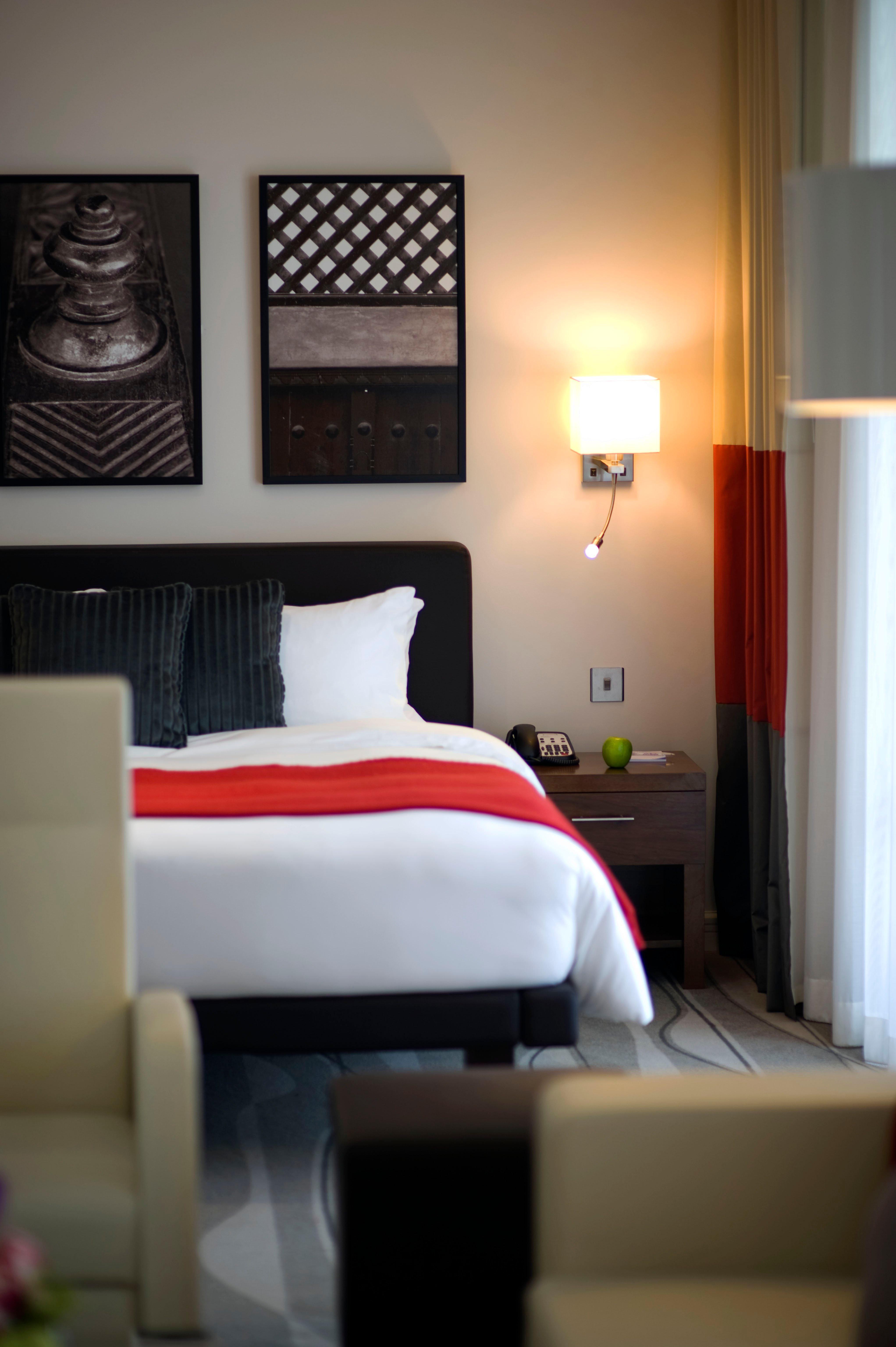 Staybridge Yas Island By Ihg Апарт-отель 4*